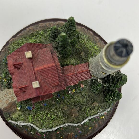 Thomas Kinkade Clearing Storms Vintage Lighted Figurine - Picture 12 of 12